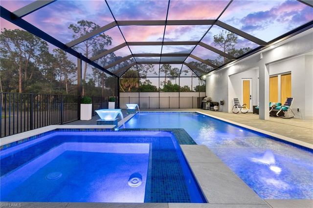 431 16th AVE NE, Naples, FL 34120