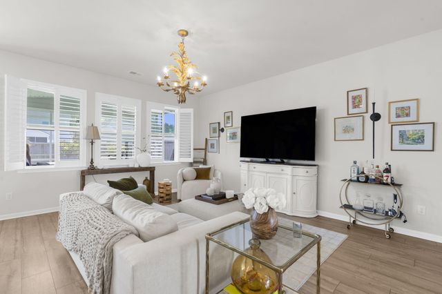 2032 Longhorn Lane, Summerville, SC 29485