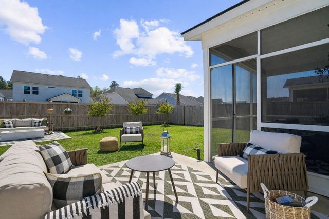 2032 Longhorn Lane, Summerville, SC 29485