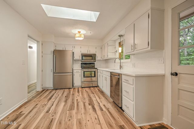 229 Kanan Drive, Kingsport, TN 37664