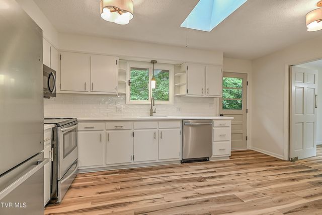 229 Kanan Drive, Kingsport, TN 37664