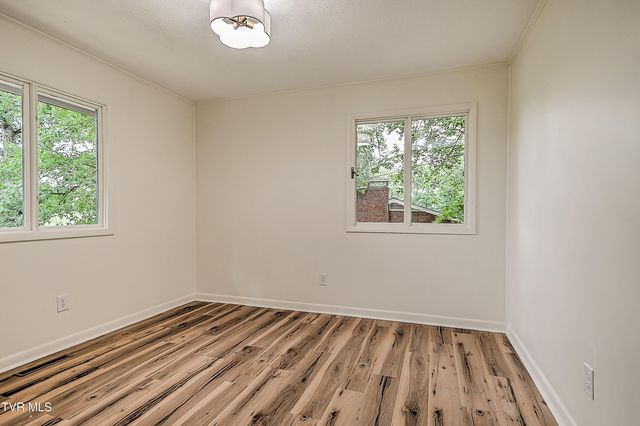 229 Kanan Drive, Kingsport, TN 37664