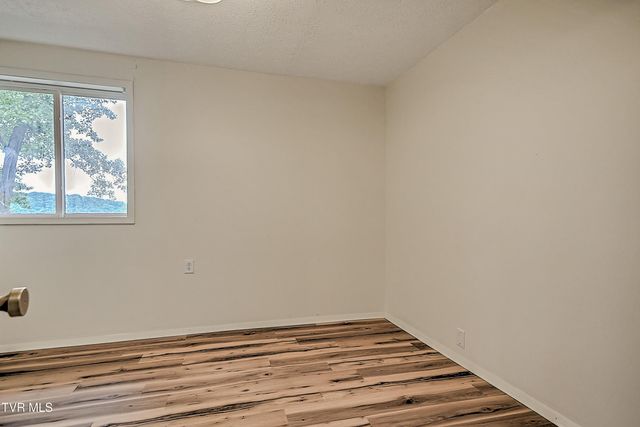 229 Kanan Drive, Kingsport, TN 37664