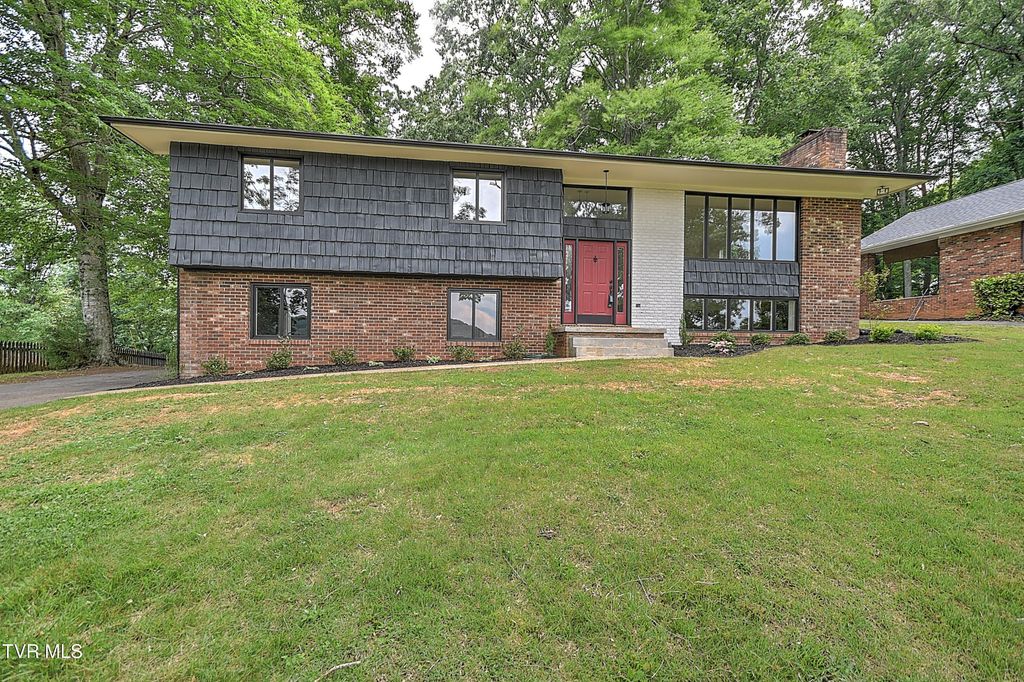 229 Kanan Drive, Kingsport, TN 37664
