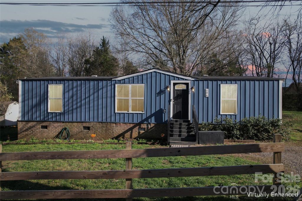 286 Epworth Street NW, Concord, NC 28027