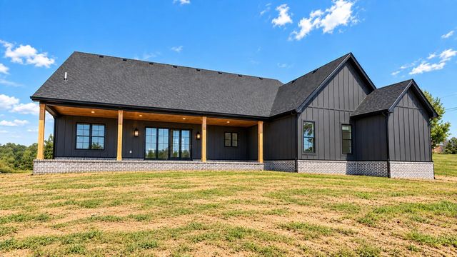 2006 West Court, Richmond, KY 40475