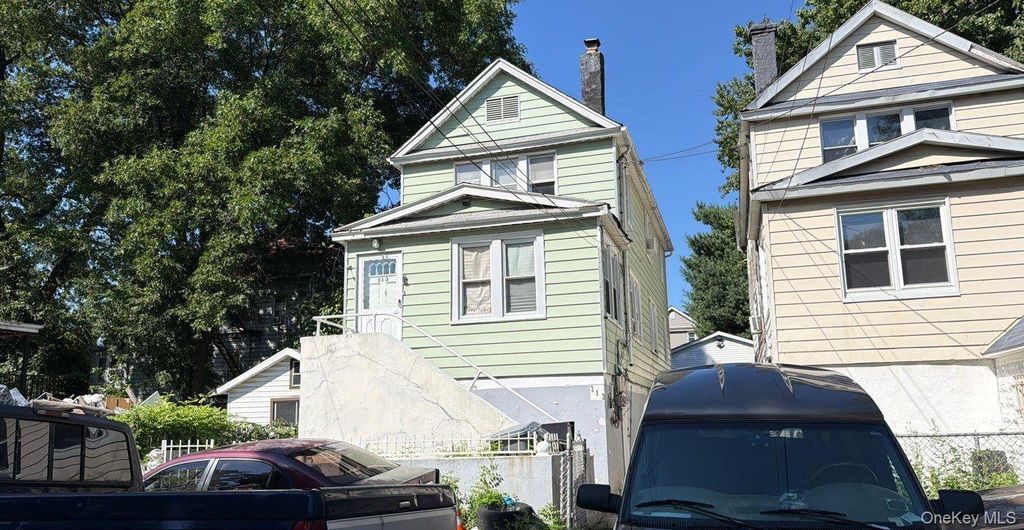 313 Stephens Avenue, Bronx, NY 10473 — photo 3
