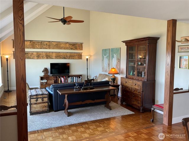 1418 Bonnie View Acres Road, Oak Harbor, WA 98277