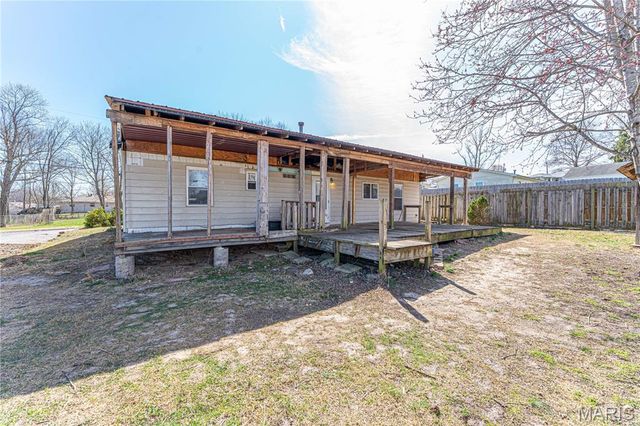 475 Oye Drive, Arnold, MO 63010