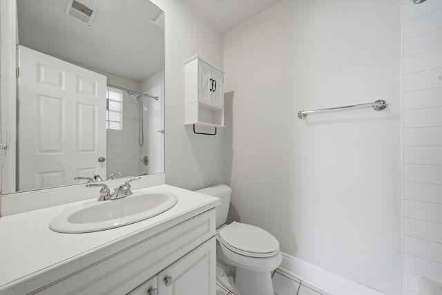 1656 W Augusta Boulevard 3W, Chicago, IL 60622