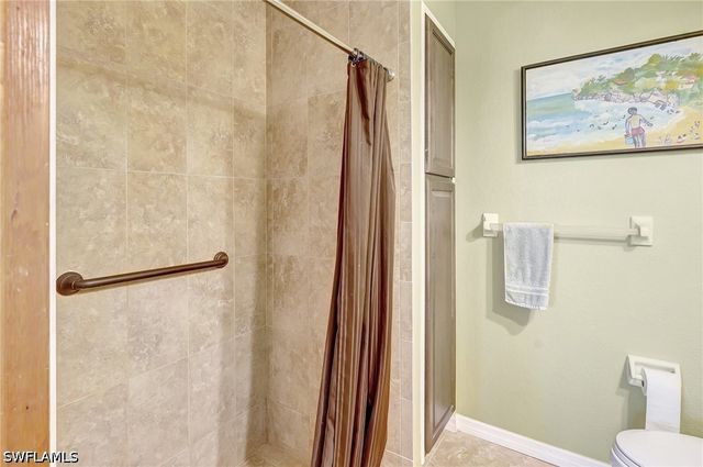 3520 2nd AVE NE, Naples, FL 34120