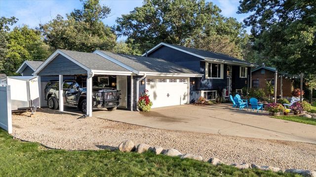 12470 Blanca Avenue W, Rosemount, MN 55068