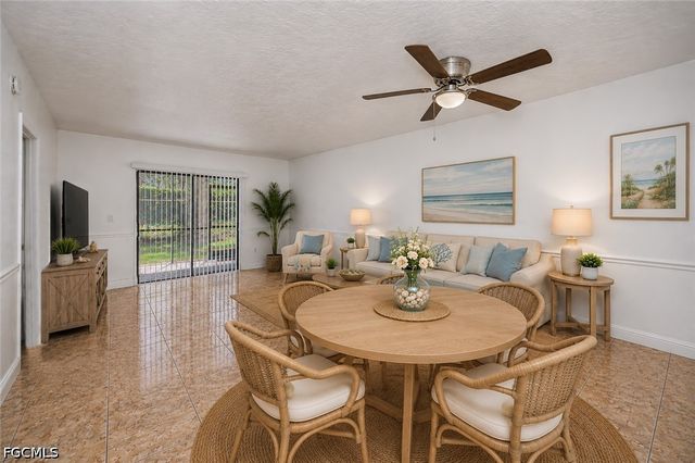 2700 Park Windsor DR 713, Fort Myers, FL 33901
