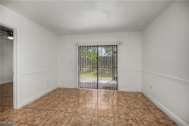 2700 Park Windsor DR 713, Fort Myers, FL 33901