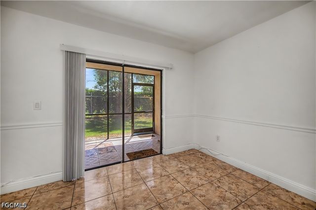 2700 Park Windsor DR 713, Fort Myers, FL 33901