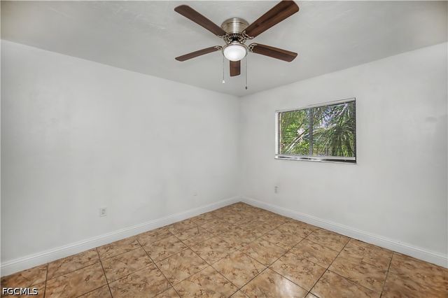 2700 Park Windsor DR 713, Fort Myers, FL 33901