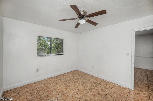2700 Park Windsor DR 713, Fort Myers, FL 33901