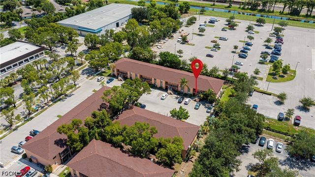 2700 Park Windsor DR 713, Fort Myers, FL 33901