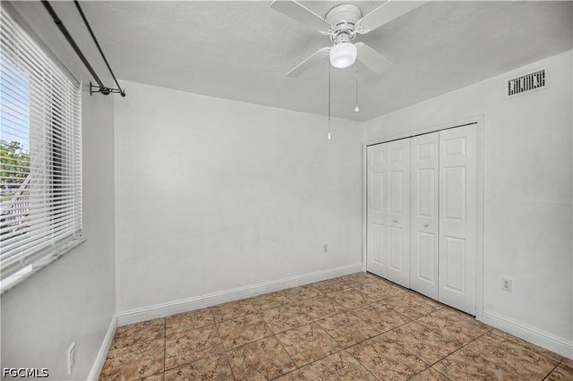 2700 Park Windsor DR 713, Fort Myers, FL 33901