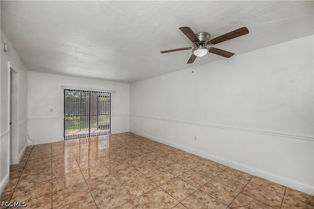 2700 Park Windsor DR 713, Fort Myers, FL 33901