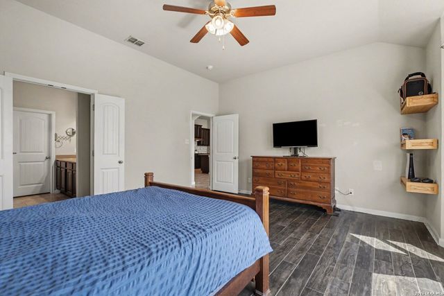 3542 Hurricane Trl, New Braunfels, TX 78130