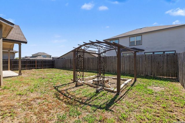 3542 Hurricane Trl, New Braunfels, TX 78130