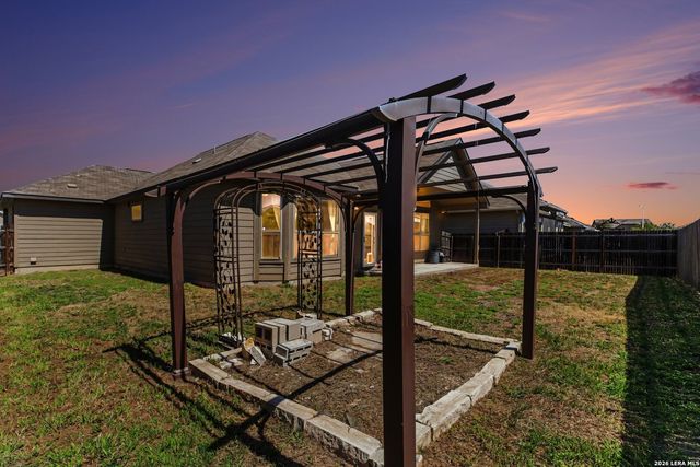 3542 Hurricane Trl, New Braunfels, TX 78130