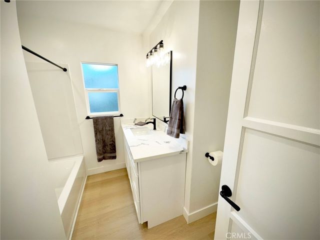 1700 Del Valle Avenue, Glendale, CA 91208