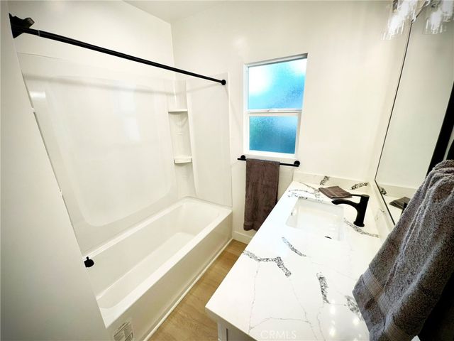 1700 Del Valle Avenue, Glendale, CA 91208