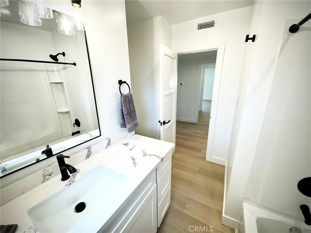 1700 Del Valle Avenue, Glendale, CA 91208