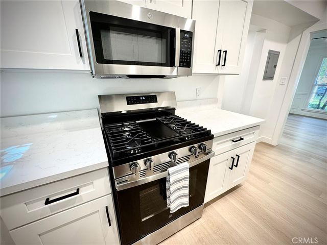 1700 Del Valle Avenue, Glendale, CA 91208