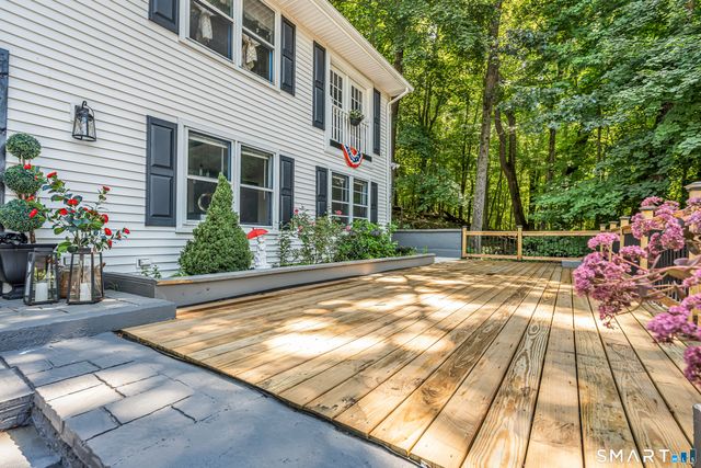 112 Woodbine Street 1st Fl., Naugatuck, CT 06770