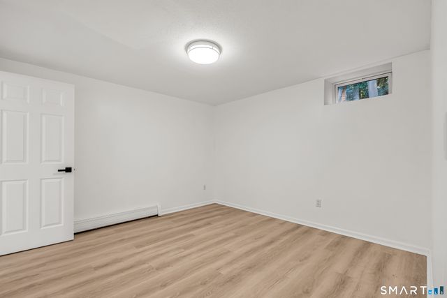 112 Woodbine Street 1st Fl., Naugatuck, CT 06770