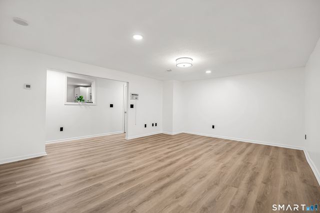 112 Woodbine Street 1st Fl., Naugatuck, CT 06770