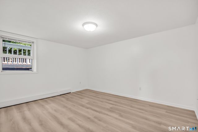 112 Woodbine Street 1st Fl., Naugatuck, CT 06770