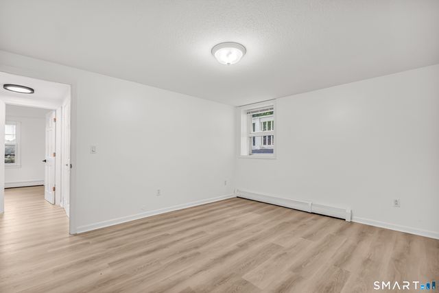 112 Woodbine Street 1st Fl., Naugatuck, CT 06770