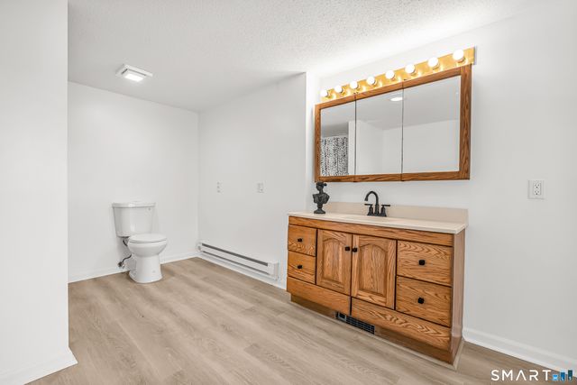 112 Woodbine Street 1st Fl., Naugatuck, CT 06770