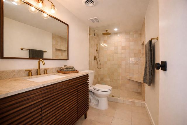 3314 N 68th Street Unit 233, Scottsdale, AZ 85251