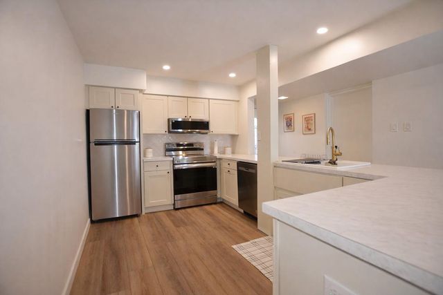 3314 N 68th Street Unit 233, Scottsdale, AZ 85251