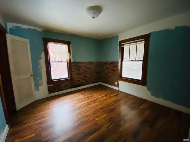 217 N Arjem Street, Huntingburg, IN 47542