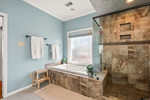 1 St. Thomas Court, Little Rock, AR 72211