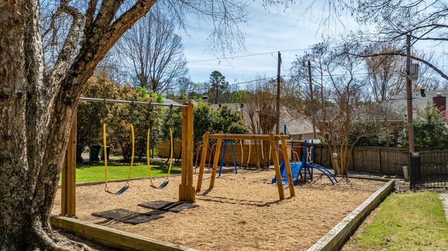 1 St. Thomas Court, Little Rock, AR 72211