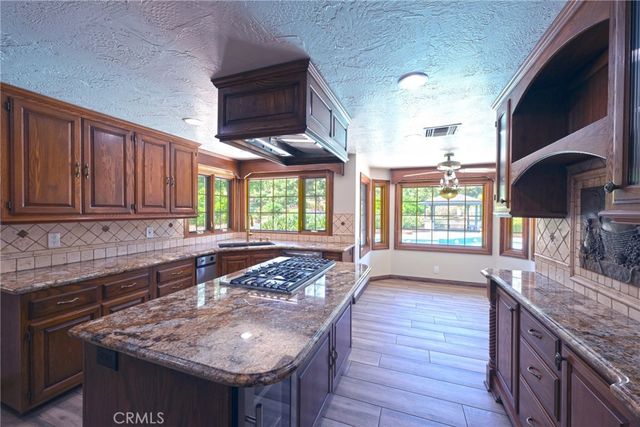 9250 Beazley, Corona, CA 92883