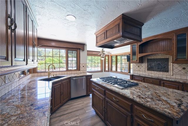 9250 Beazley, Corona, CA 92883