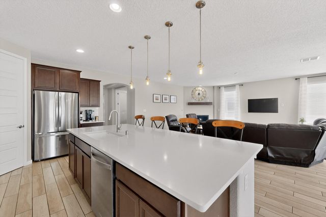 2199 Beckham Drive NE, Rio Rancho, NM 87144