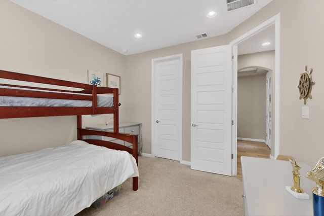 2199 Beckham Drive NE, Rio Rancho, NM 87144