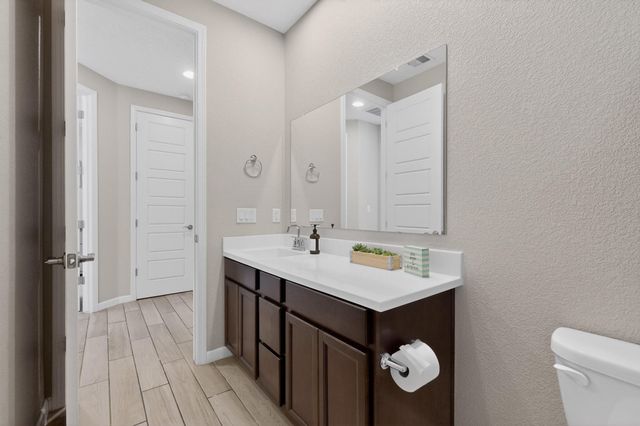 2199 Beckham Drive NE, Rio Rancho, NM 87144