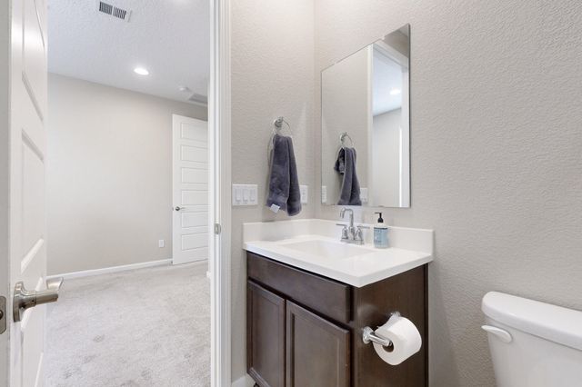 2199 Beckham Drive NE, Rio Rancho, NM 87144