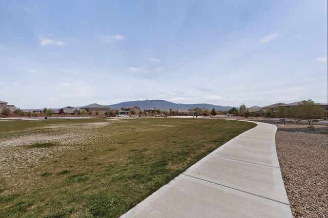 2199 Beckham Drive NE, Rio Rancho, NM 87144