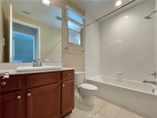71 Rexford, Irvine, CA 92620